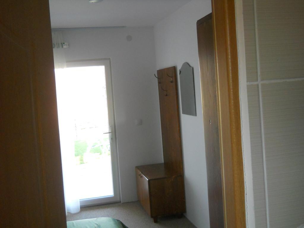 Pensiunea Poezii Alese Valea Drăganului Camera foto